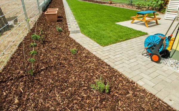 The Art and Science of Mulch Installation
